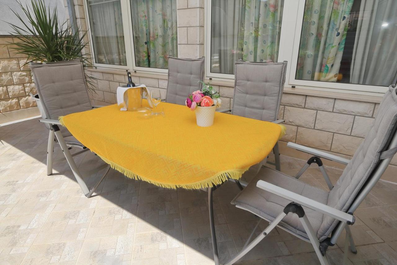 Nika - Marija * Makarska